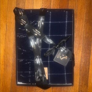 Elegant Navy Checkered Men's Scarf by